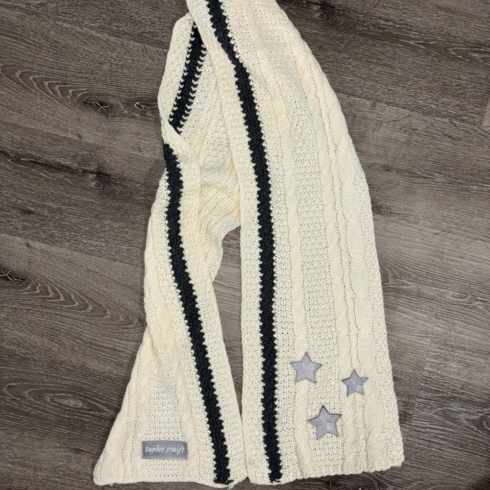 Taylor Swift Folklore Cream and Black Knit Scarf